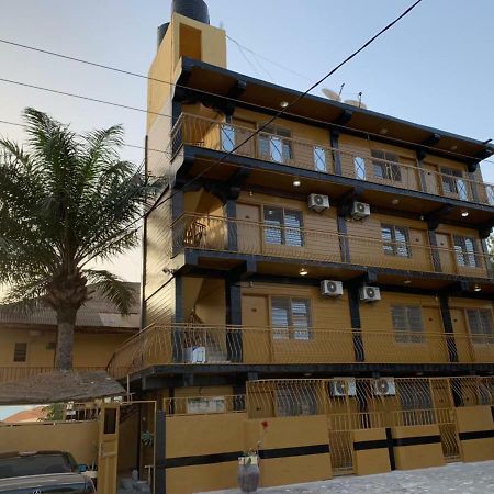Vlv International Guest House Kololi Exterior foto